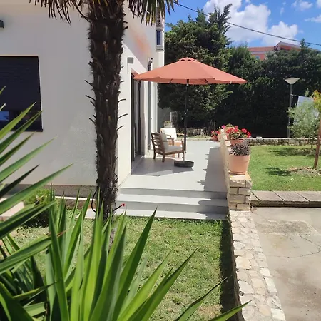 Pensjonat Maella Garden Zadar