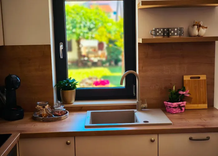 Gæstehus Maella Garden *